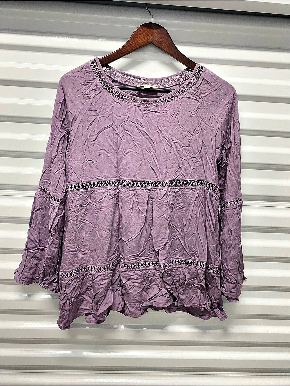 Haute Society Purple Rayon Ruffle Blouse size Medium